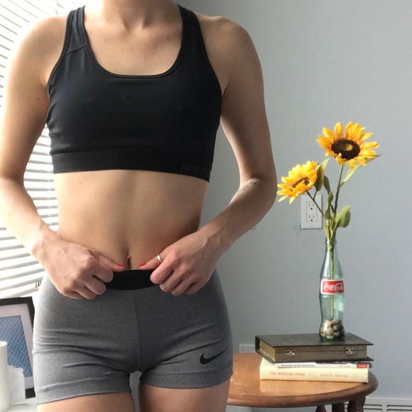 Nike Pro Set - Picture 2 of 4